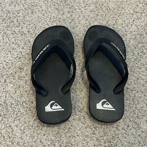 Quicksilver Kids Black Flip Flops, size 13